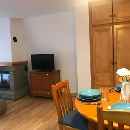 Bpirineos-tuca De Ixeia Apartment